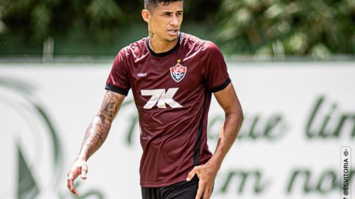 Camutanga confia na reação do Vitória contra o Internacional no Barradão