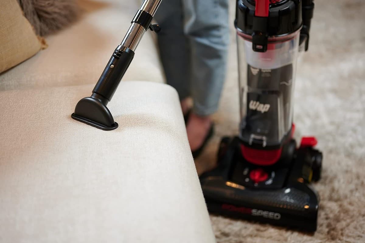 Top 8 aspiradores de pó verticais de 2025: potência e praticidade