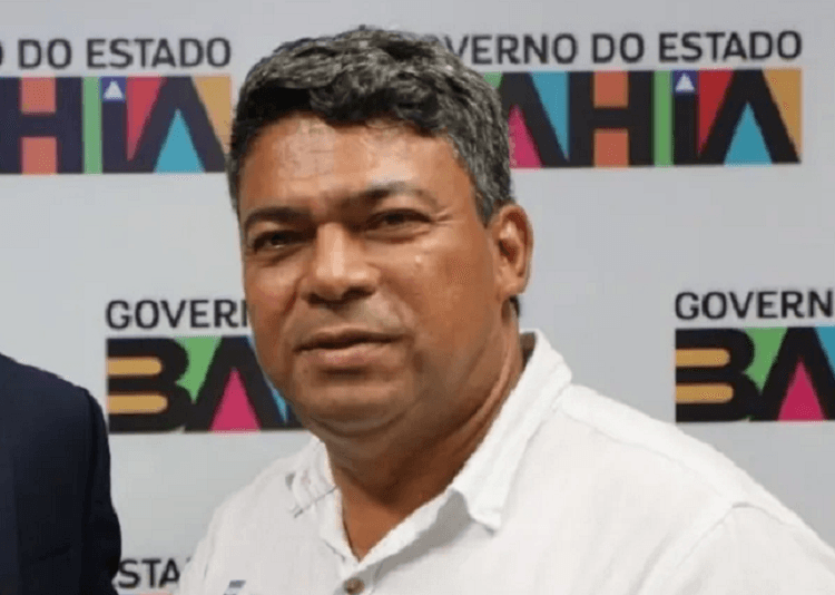 Prefeito de Conde, na Bahia, é investigado por 251 contratações irregulares
