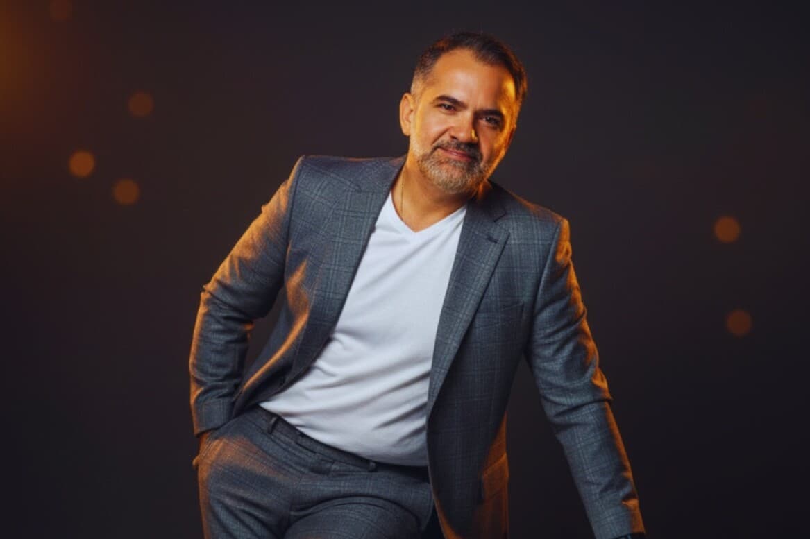 Marinhho se apresenta em tributo a Fábio Jr. em Salvador no Cine Som