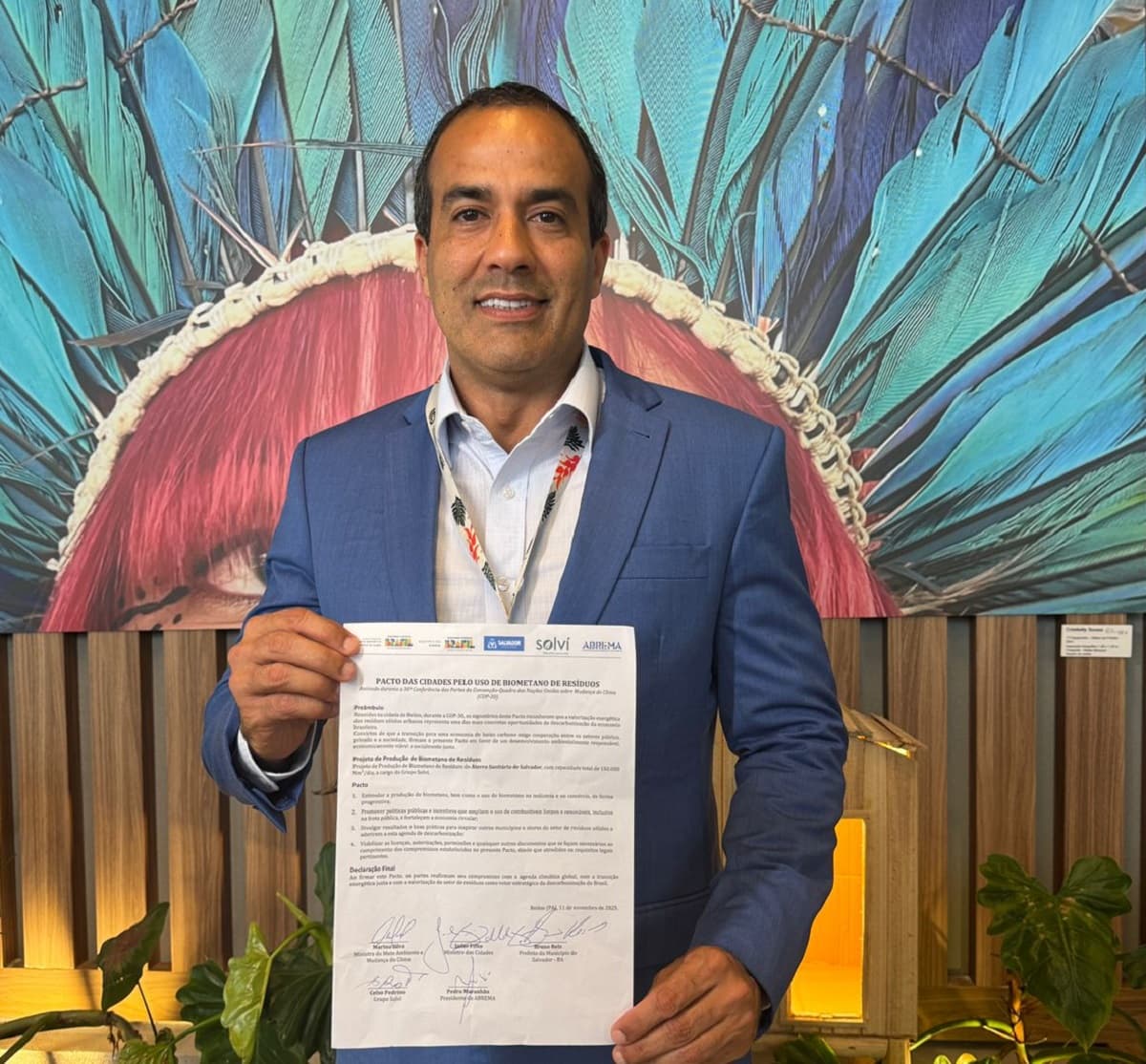 Bruno Reis assina pacto de descarbonização em Belém para sustentabilidade