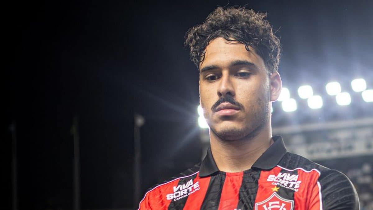 Vitória compra Lucas Halter por 1,5 milhão e zera dívida com Botafogo