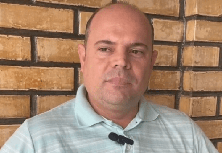 Prefeito de Serra Preta é acusado de contratações irregulares sem concurso público
