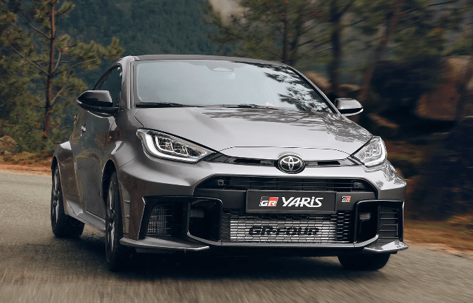 Toyota lança Yaris Cross híbrido flex e inicia pré-venda em São Paulo