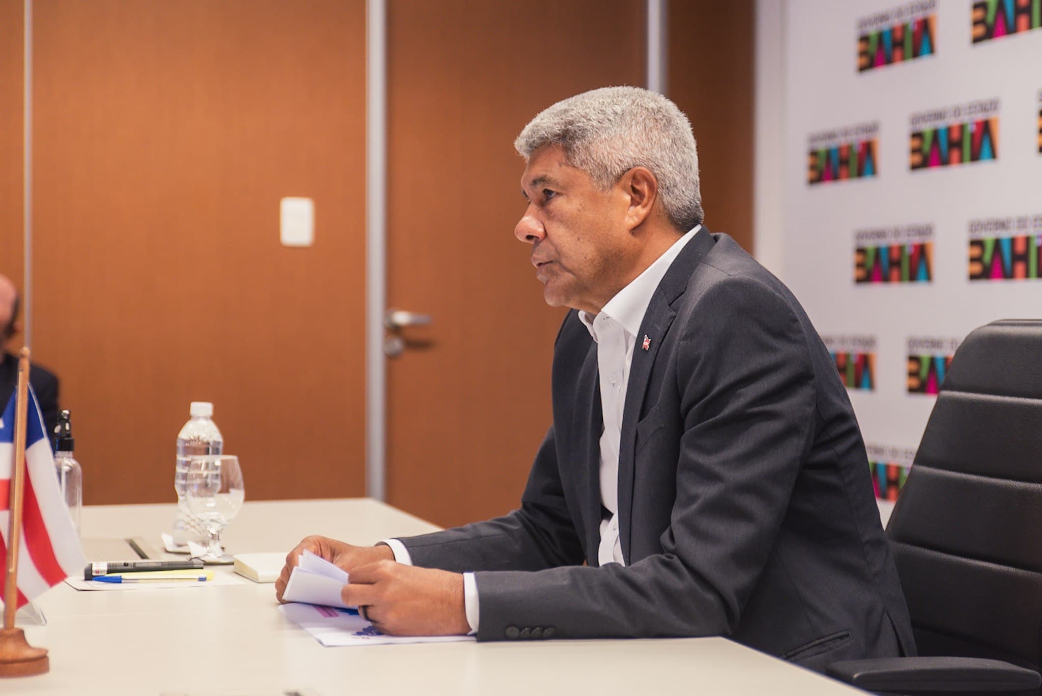 Governador Jerônimo Rodrigues monitora chuvas e assiste áreas afetadas na Bahia