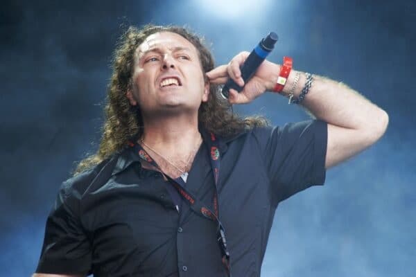 Fabio Lione deixa o Angra após 13 anos; última apresentação em São Paulo