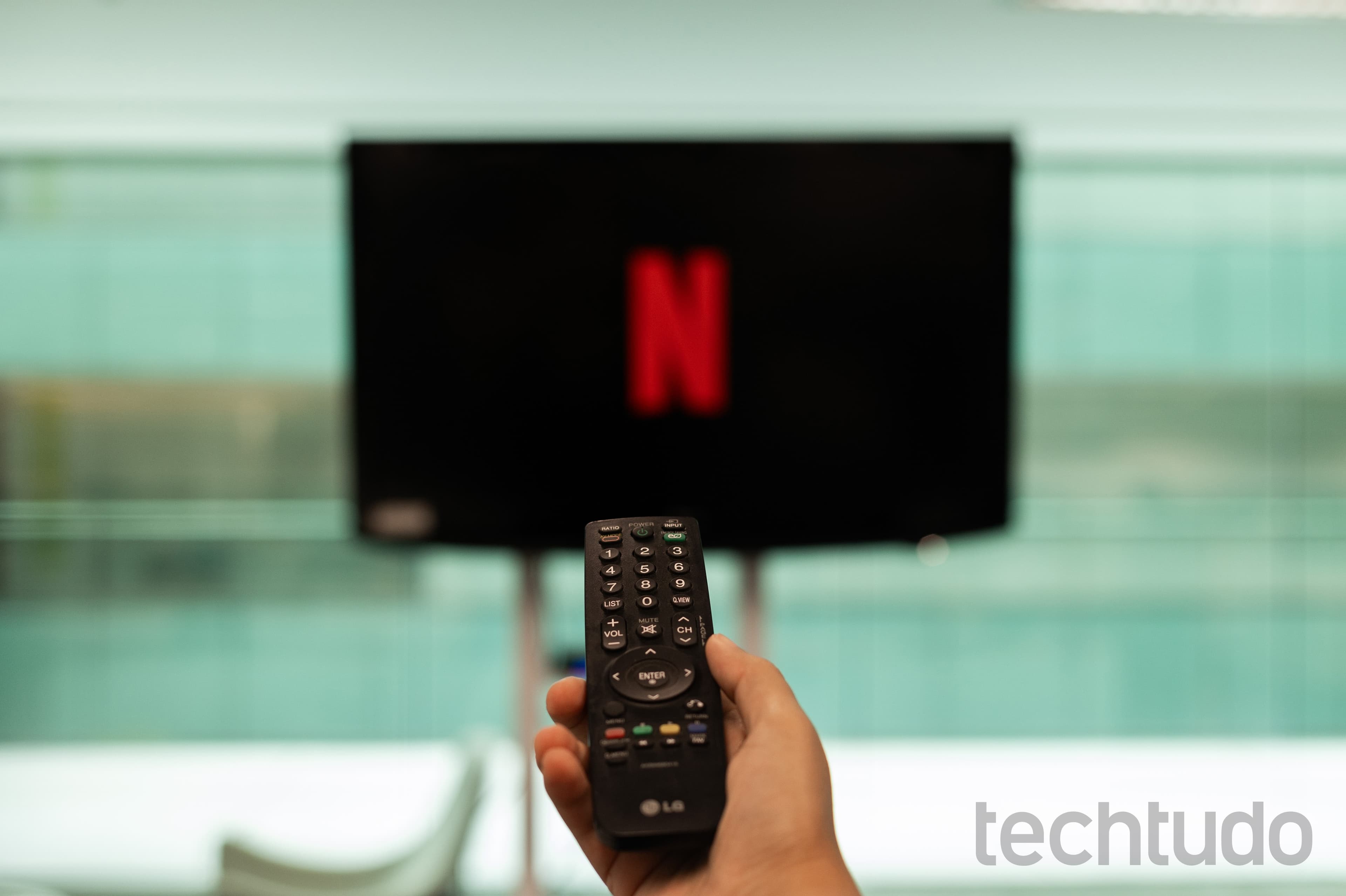 Netflix liberação de conteúdos novos à meia-noite do Pacífico e 5h em Brasília