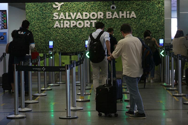 Companhias aéreas australianas proíbem uso de power banks a bordo por segurança
