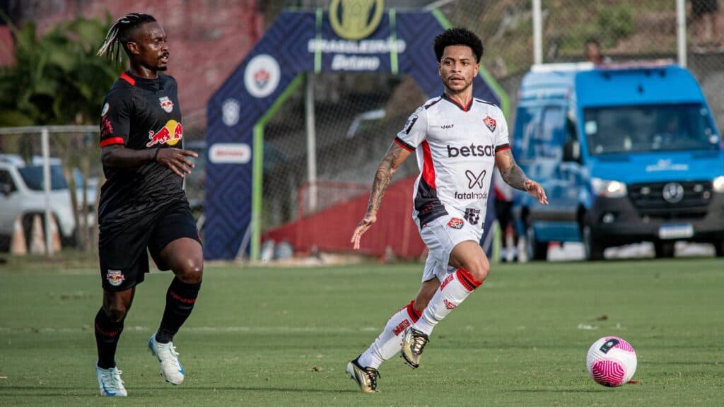 Vitória tenta vencer o Bragantino como visitante após 29 anos em Bragança Paulista
