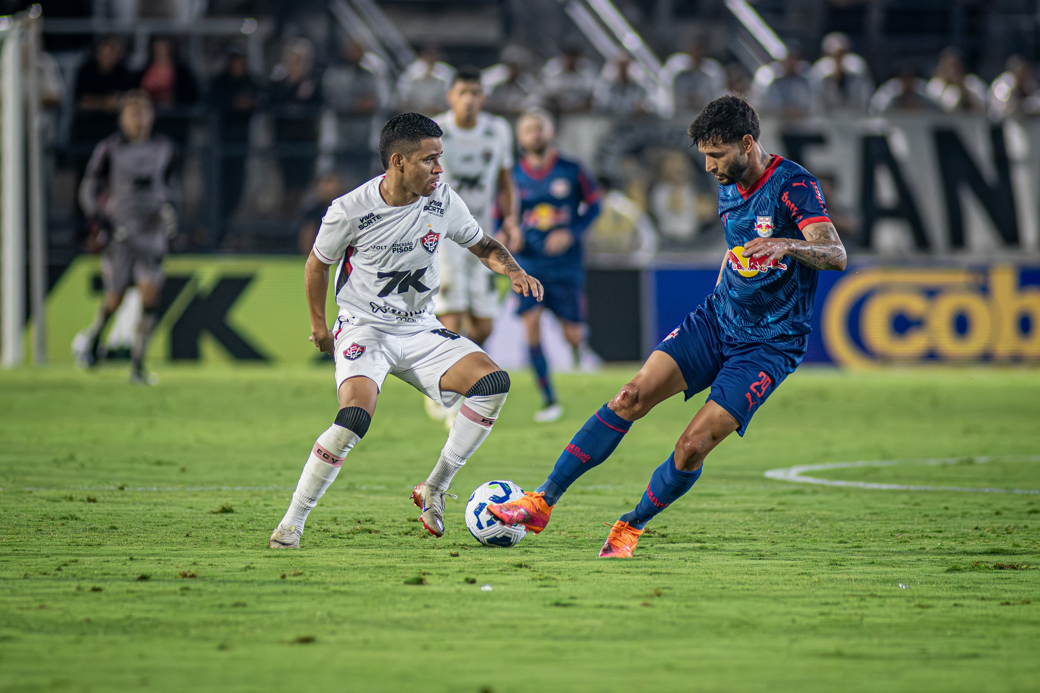 Chances de rebaixamento do Vitória aumentam para 65% após derrota em Bragança