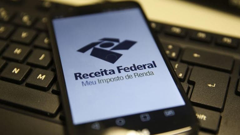 Receita Federal simplifica abertura de empresas com novo sistema no Brasil