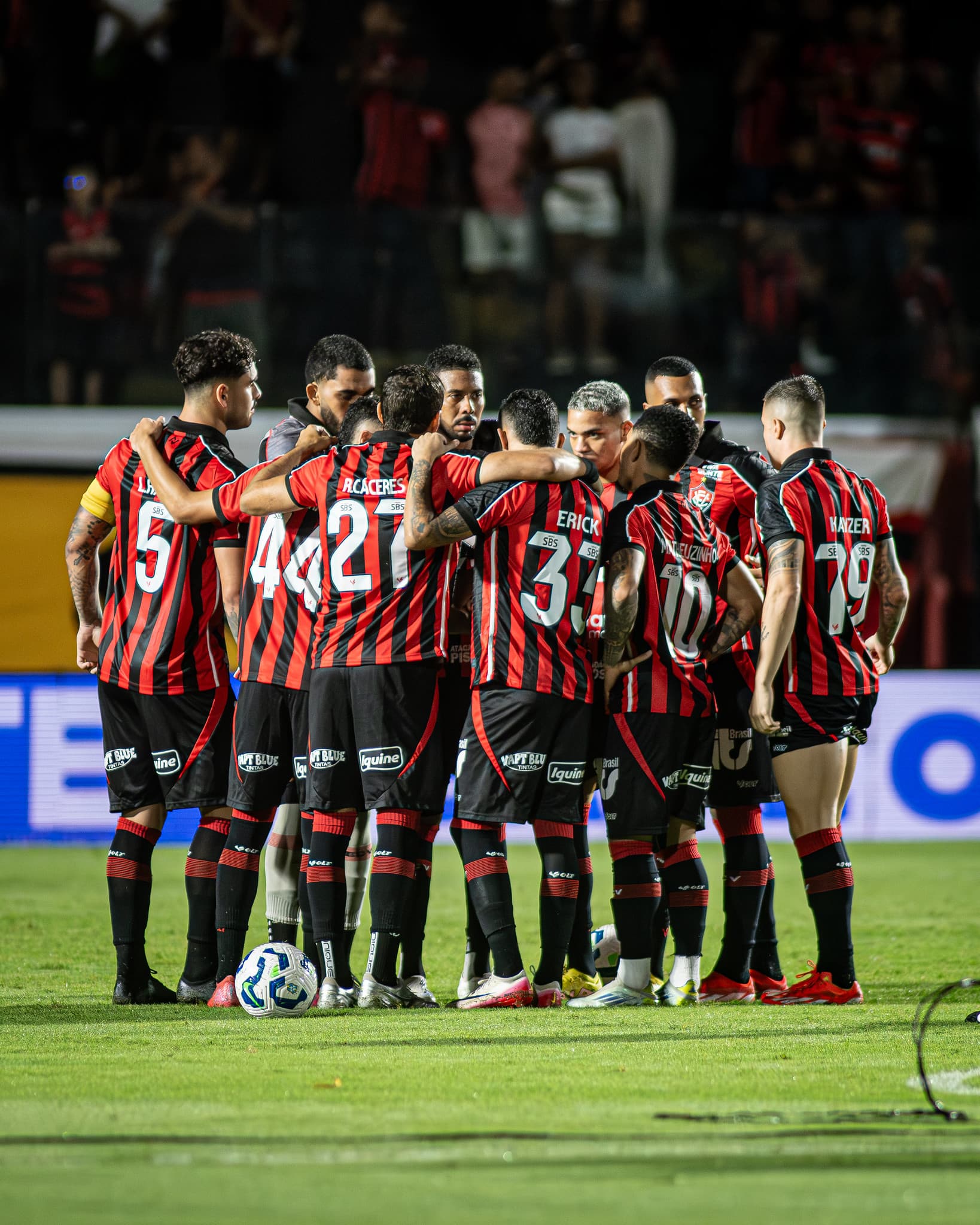 Vitória tem 11 jogadores com contrato até 2025 e futuro incerto para 2026, BA