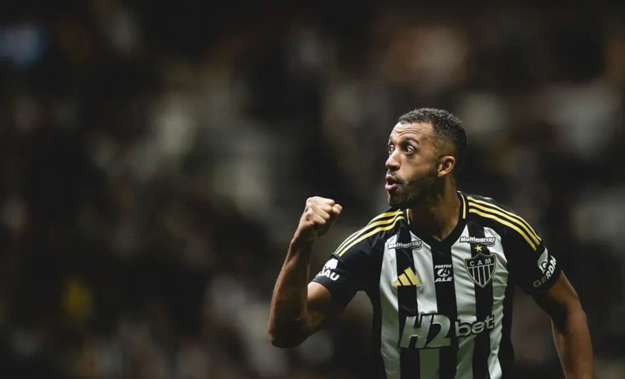 Atlético-MG avança em negociações para manter o zagueiro Vitor Hugo