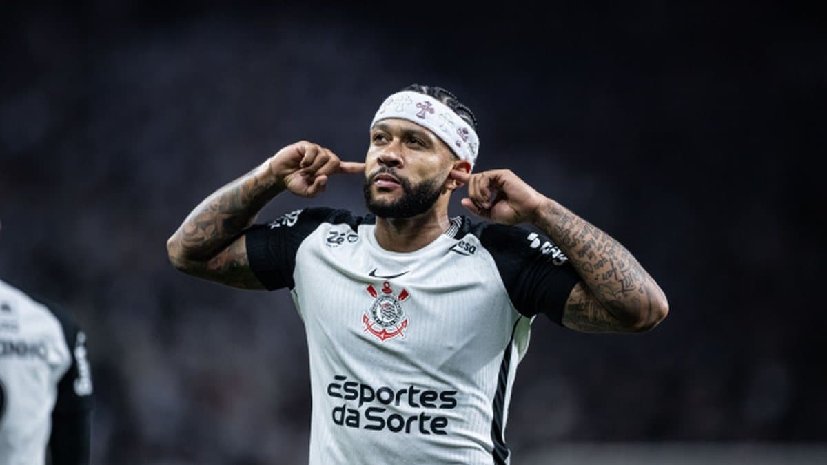 Memphis Depay brilha e garante vitória do Corinthians no Mineirão