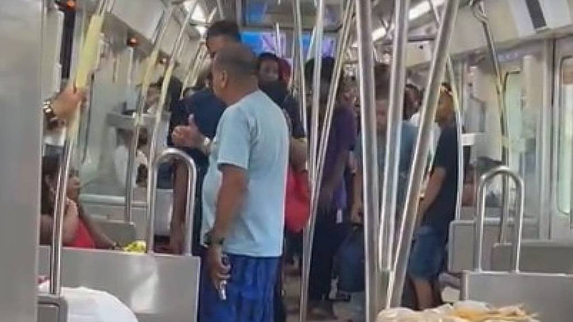 Policial reformado saca arma em briga com vendedor no metrô de Salvador