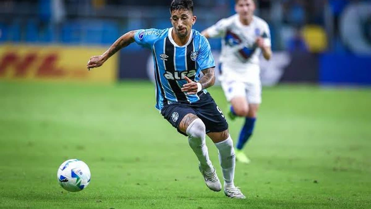 Bahia encaminha contratação de Cristian Olivera para temporada de 2026