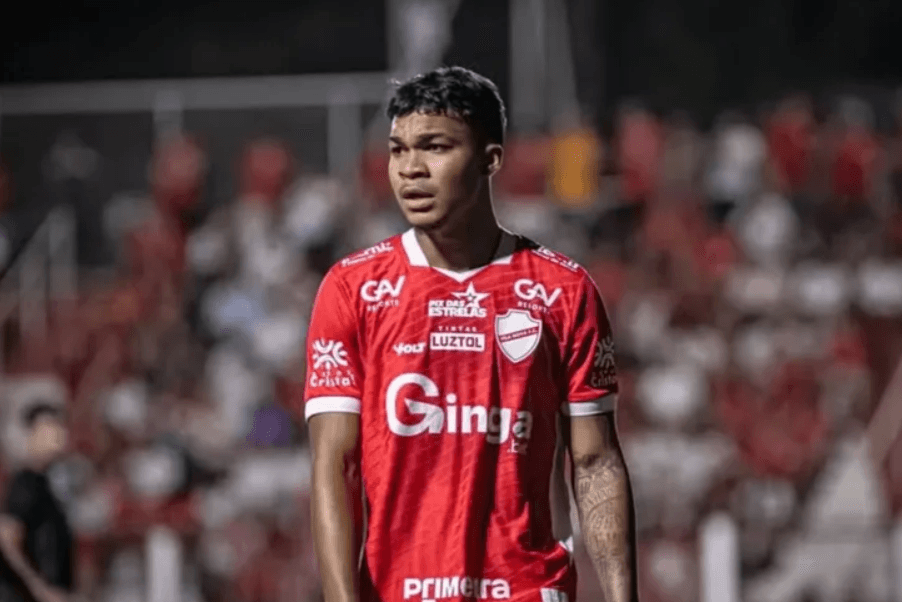 Jogador do Vila Nova é Acusado de Agressão em Bar no Rio de Janeiro