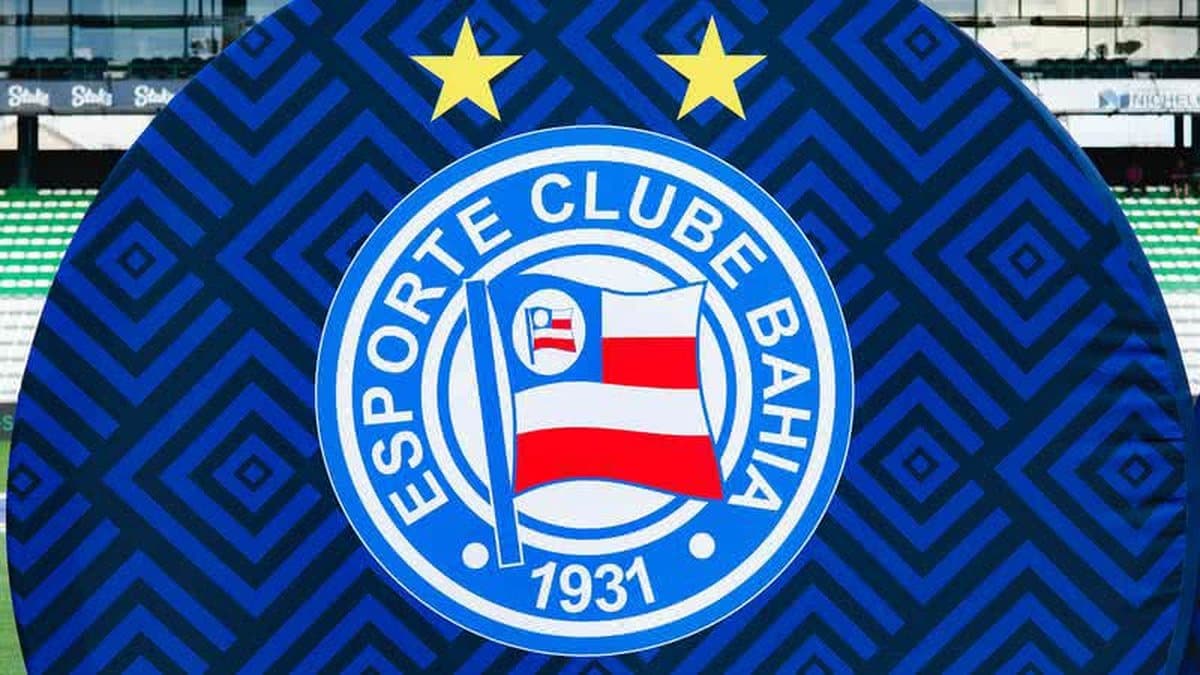 Bahia disputa com campeão da Libertadores para repatriar zagueiro