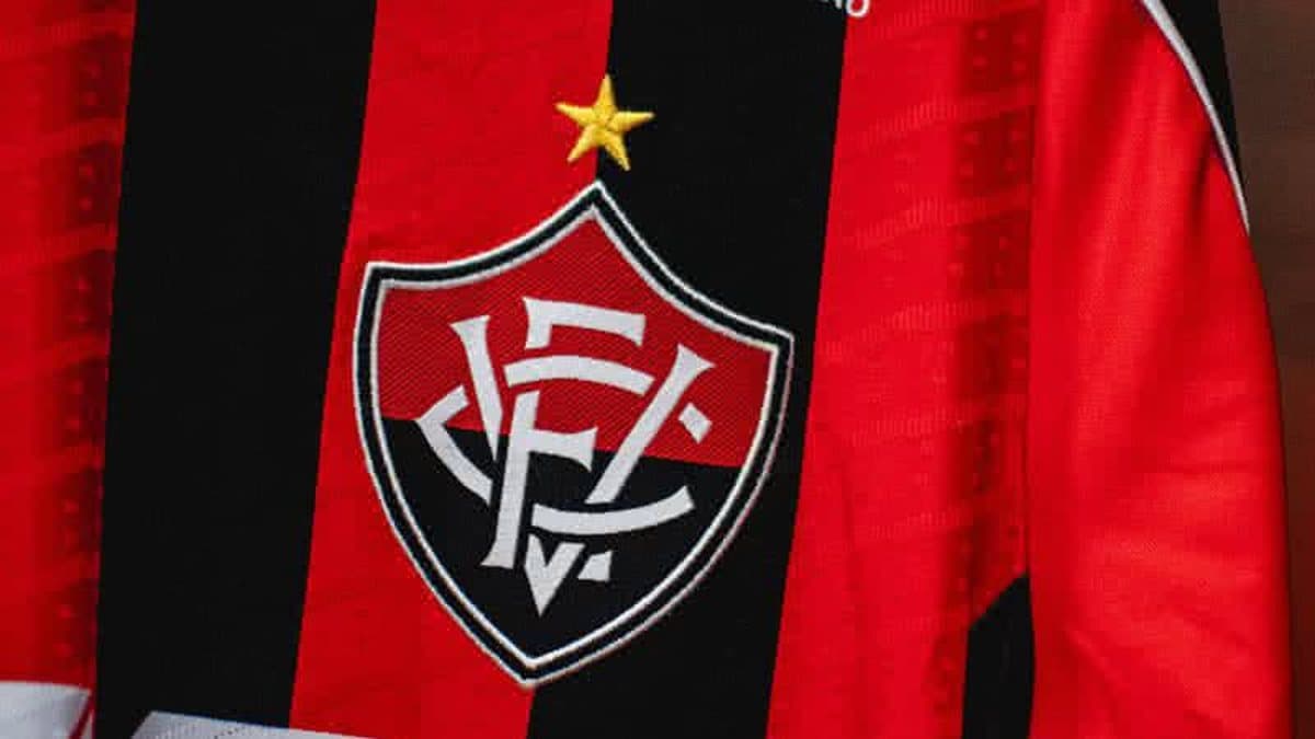 Vitória encaminha contratação de Mateusinho, lateral do Cuiabá