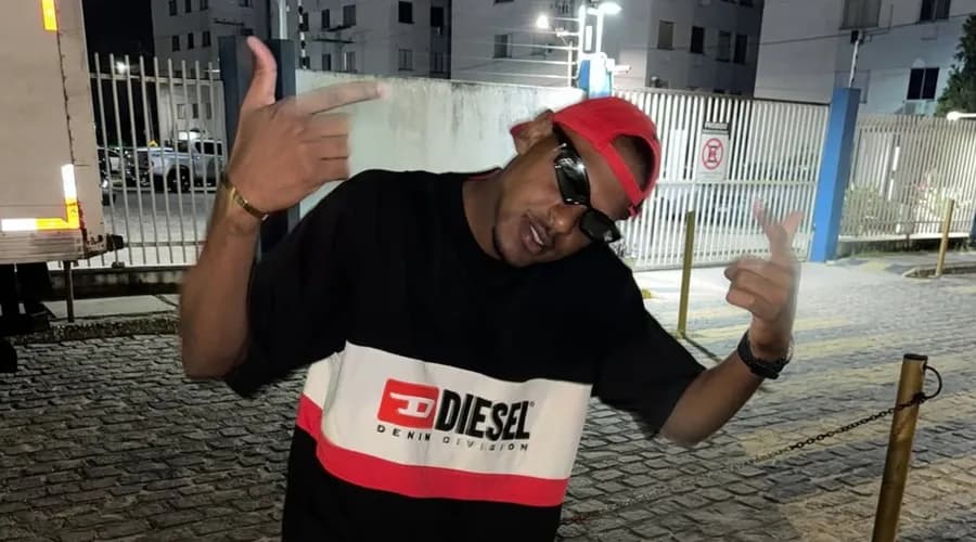 Influenciador Negueba É Baleado em Festa Paredão na Bahia