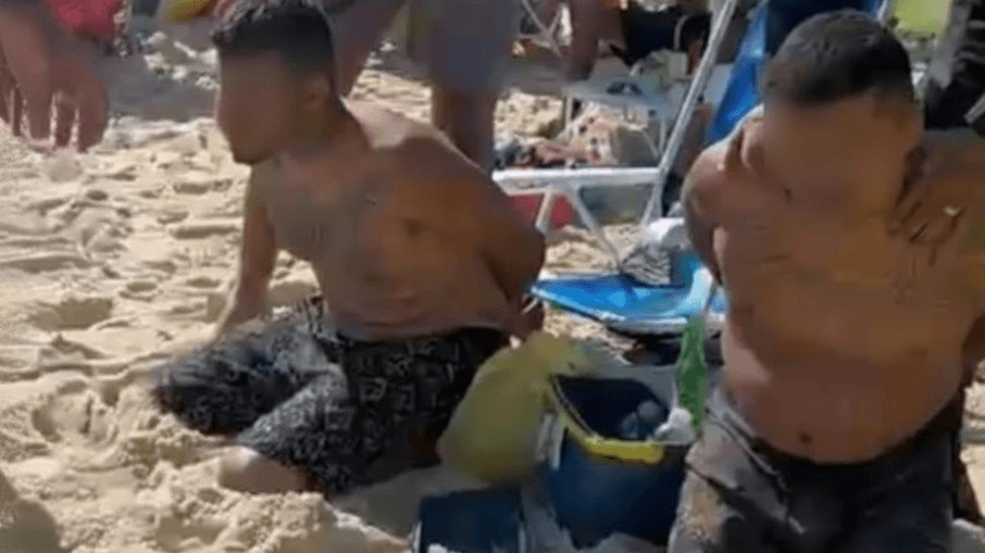 Líder do Comando Vermelho, 'Bozo' é preso enquanto curtia praia no Rio