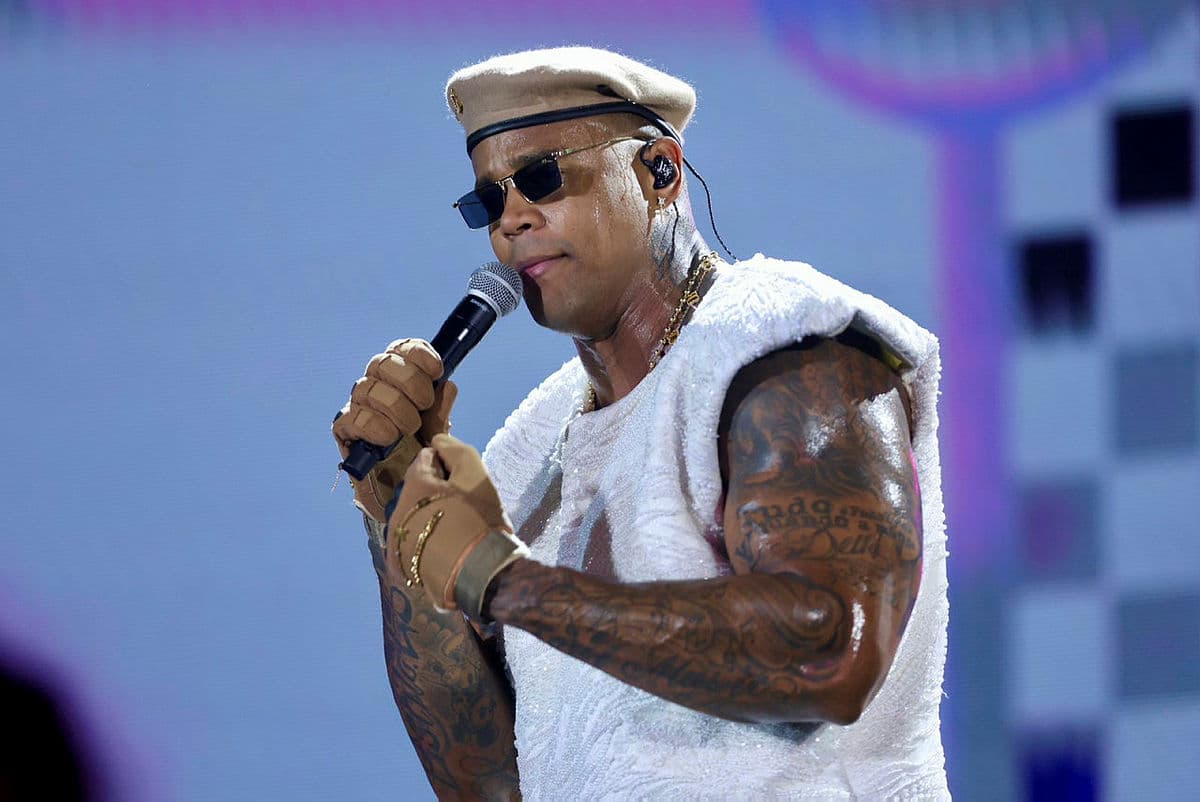 Léo Santana faz pausa nos shows para acompanhar nascimento do segundo filho