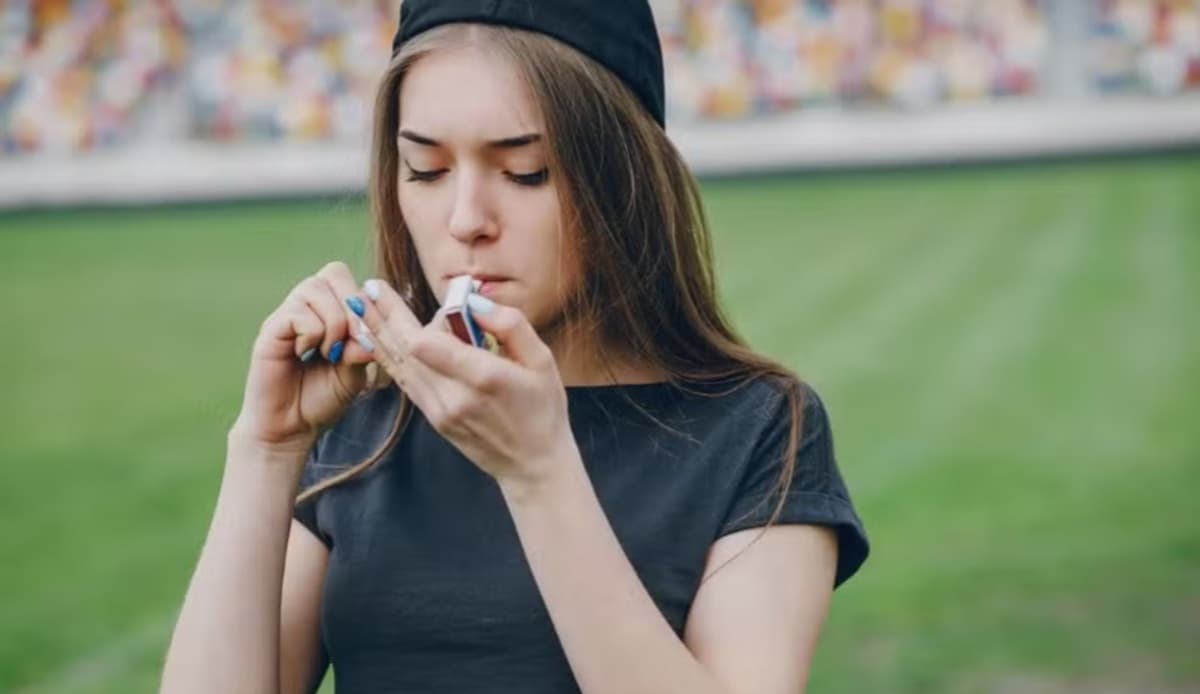 Uso de maconha na adolescência afeta cérebro e notas, alerta estudo