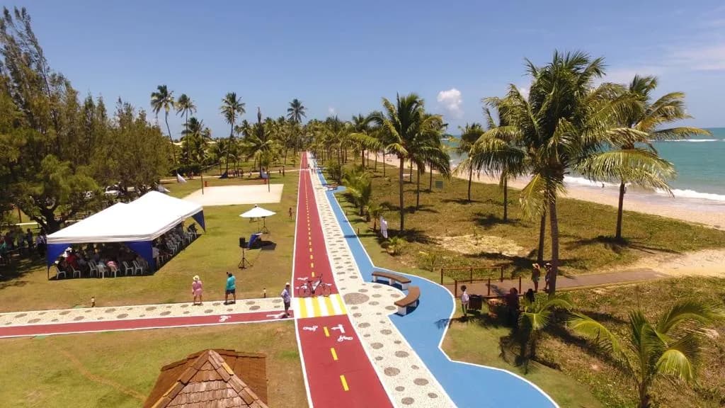 Adolescente atropela homens em Camaçari e pai descobre na TV