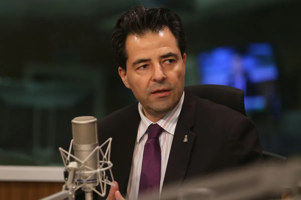 Bolsonaro quer ex-ministro Sachsida em sua defesa no STF