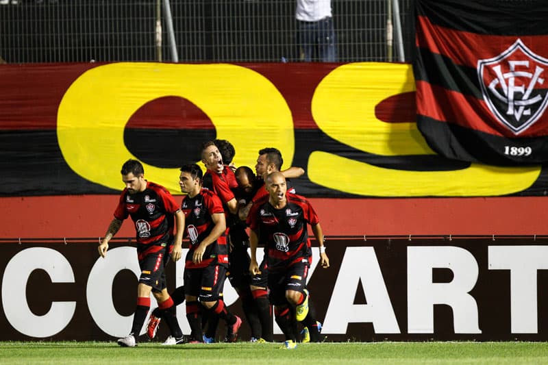 Gabriel Paulista rescinde na Turquia e negocia com Corinthians