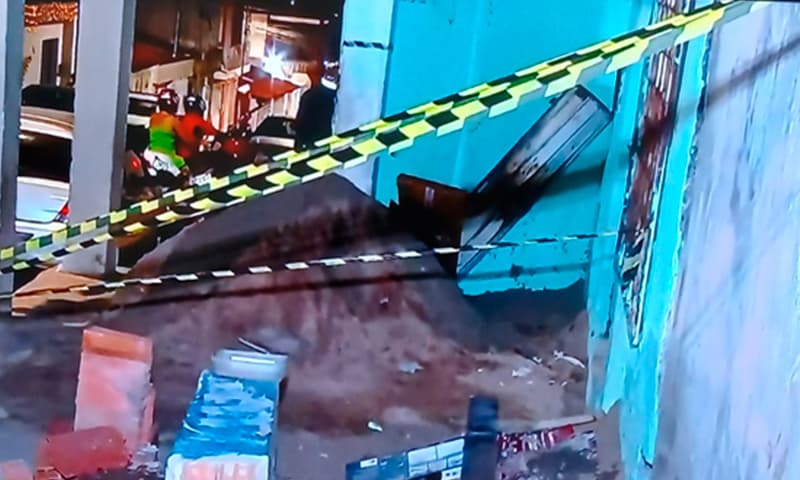 Criança morre em Aracaju após ser atingida por pilastra enquanto brincava