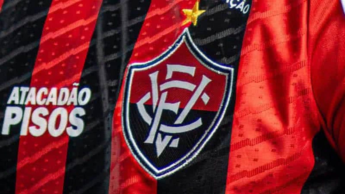 Ramon posta foto e futuro no Vitória para 2026 vira mistério