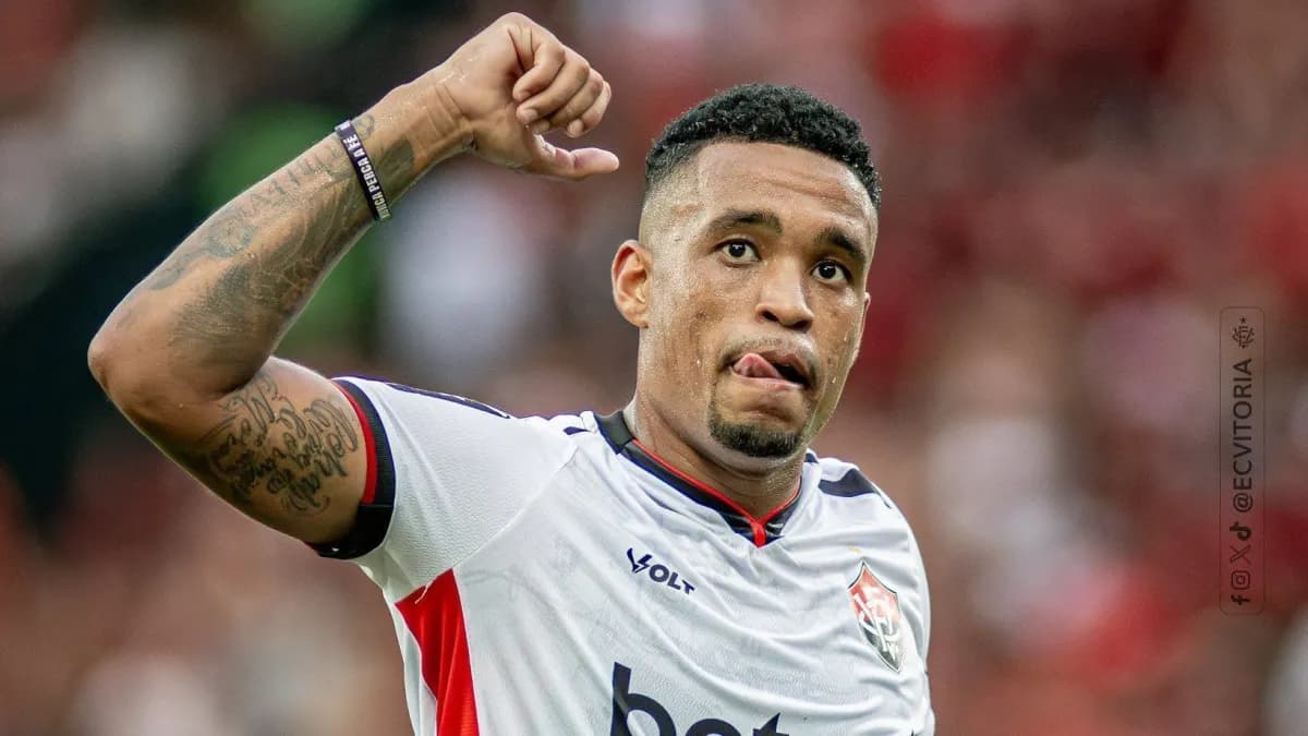 Ex-artilheiro do Vitória, Alerrandro negocia retorno ao Brasil com o Inter