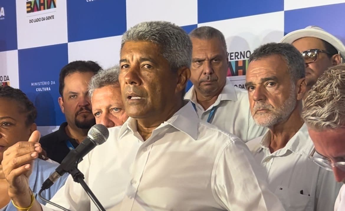 Governador Jerônimo critica Bolsonaro por "destruir a cultura"