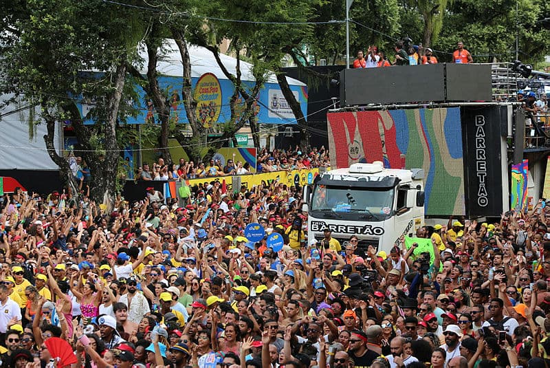 Bloco Os Internacionais cancela desfile com Chiclete com Banana em Salvador