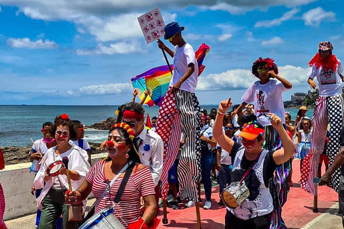Palhaços do Rio Vermelho preparam desfile de 2026 com festa e tributo ao samba