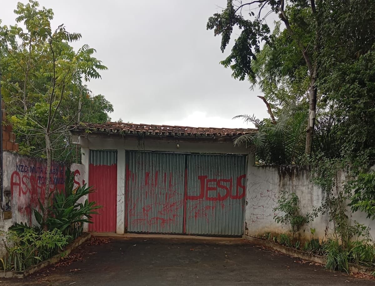 Terreiro em Salvador é alvo de ataque com pichações de ódio religioso