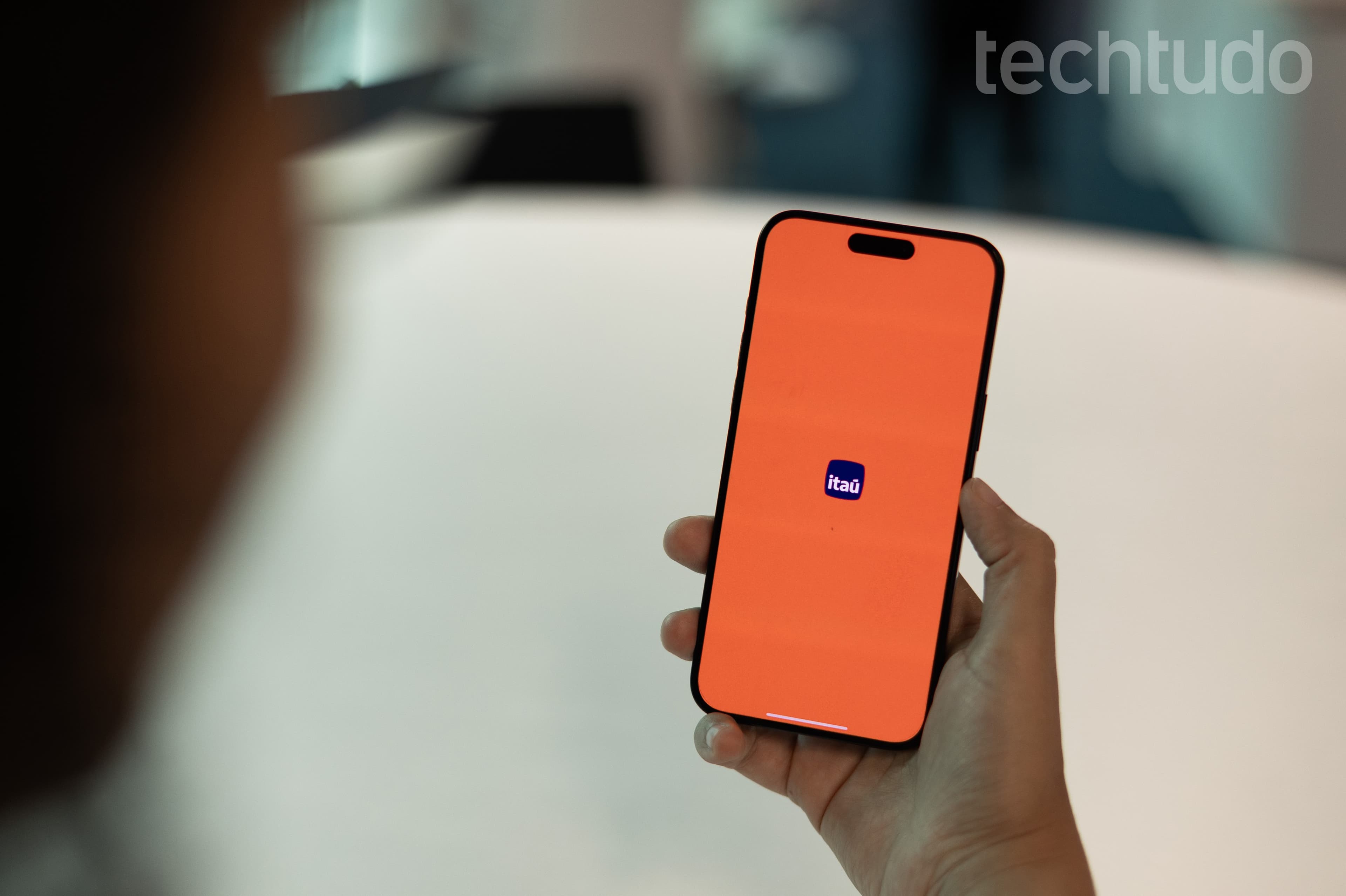 App do Itaú e Pix ficam instáveis; usuários reclamam nas redes