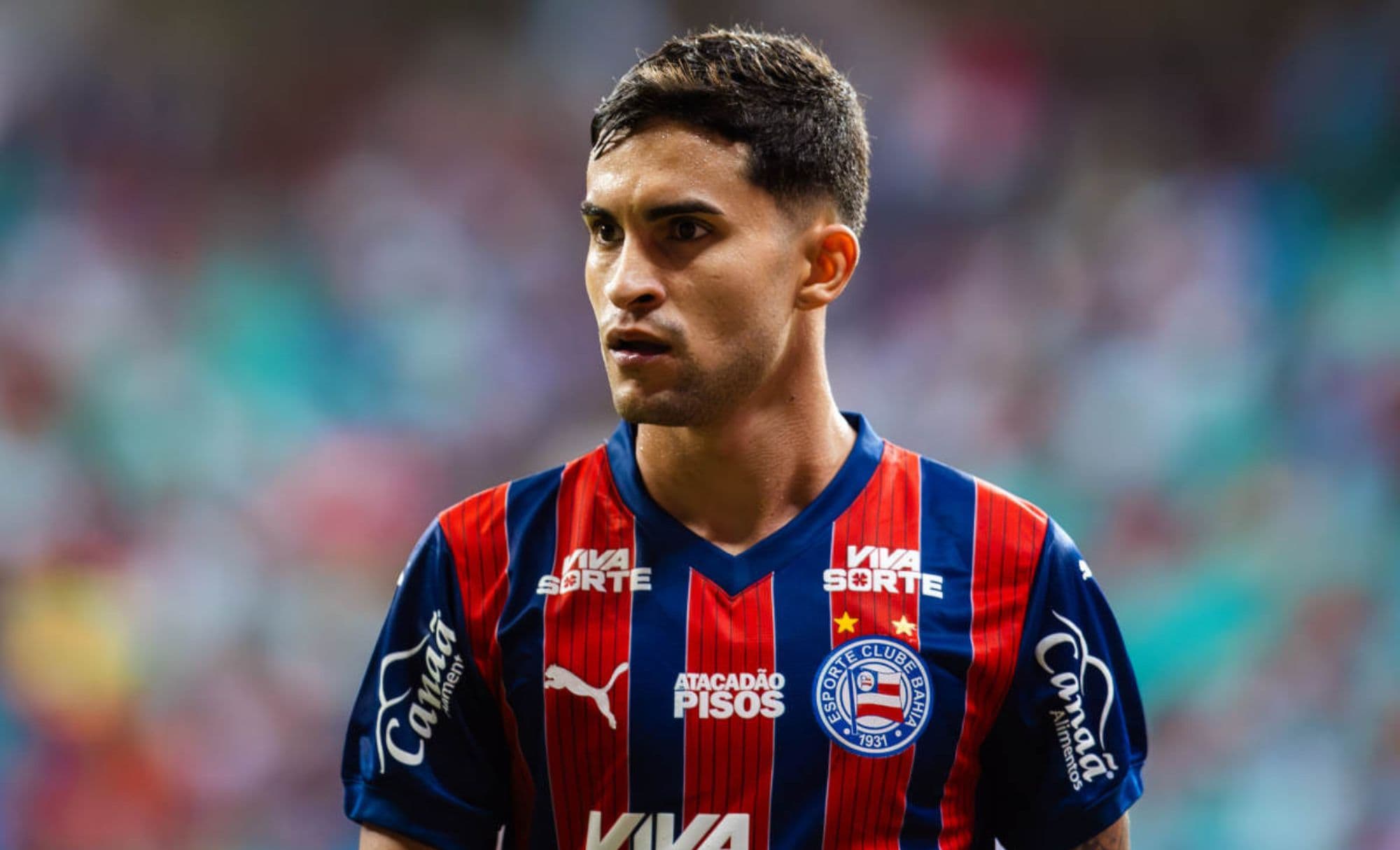 Nestor cutuca estilo do Vitória após Ba-Vi: "Vive de bola parada"