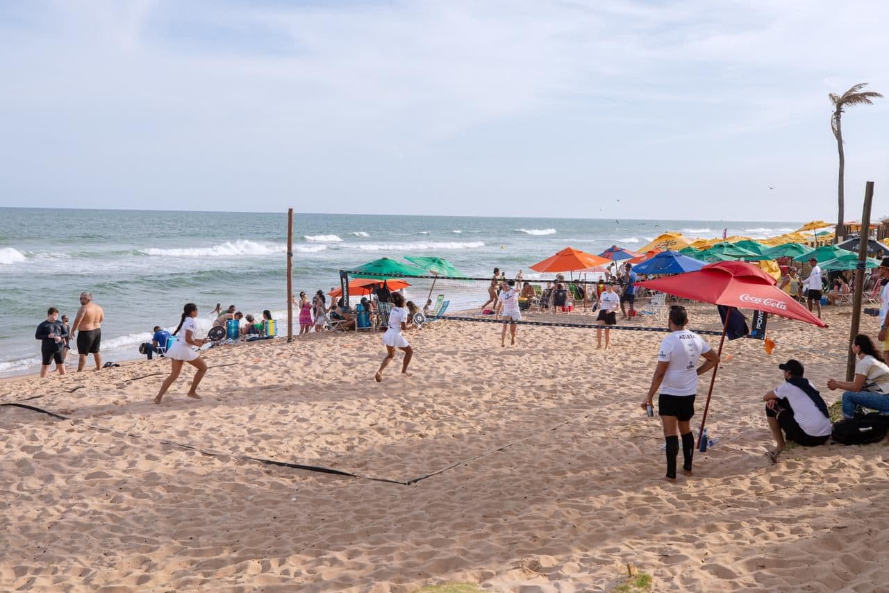 Praia de Ipitanga recebe evento gratuito com esporte e saúde