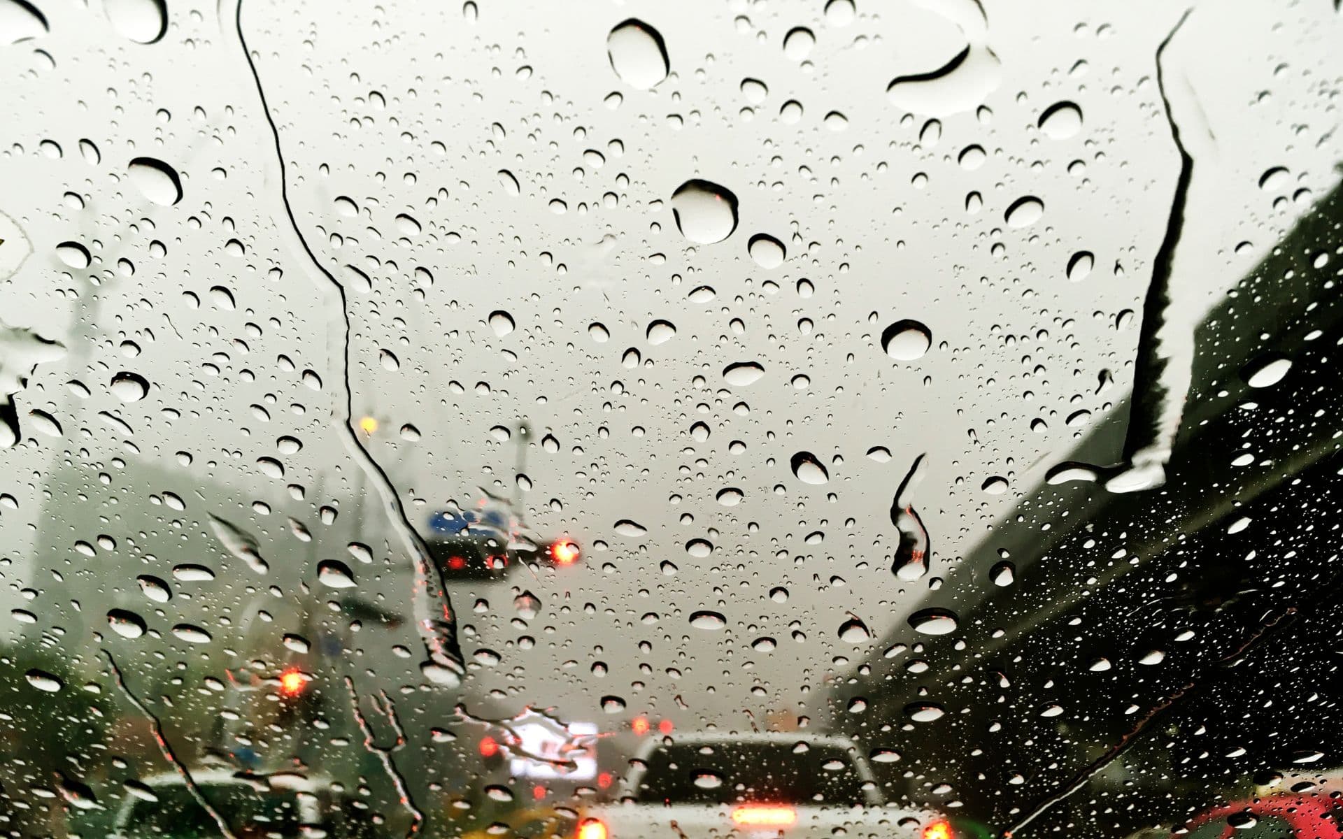 Carnaval em Salvador terá sol intenso; temperaturas sobem no país