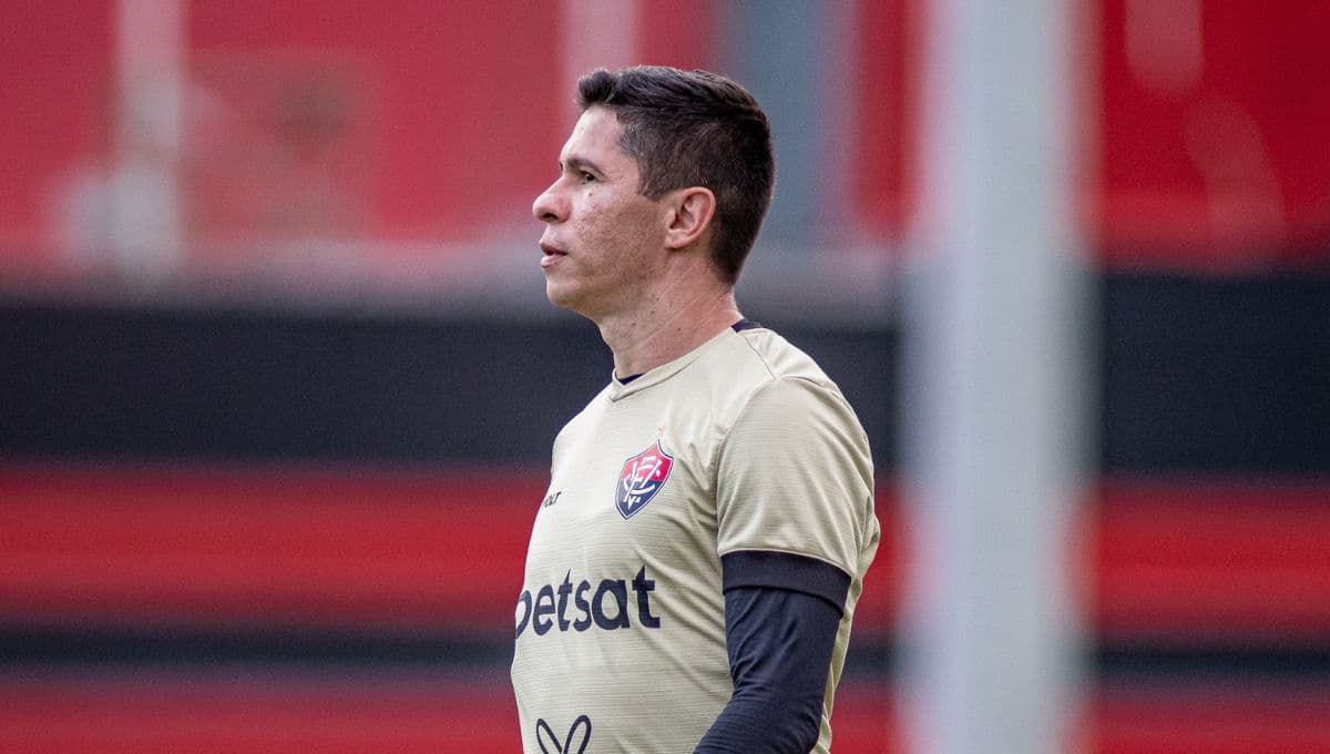 Vitória recebe reforços e busca reabilitação contra Barcelona