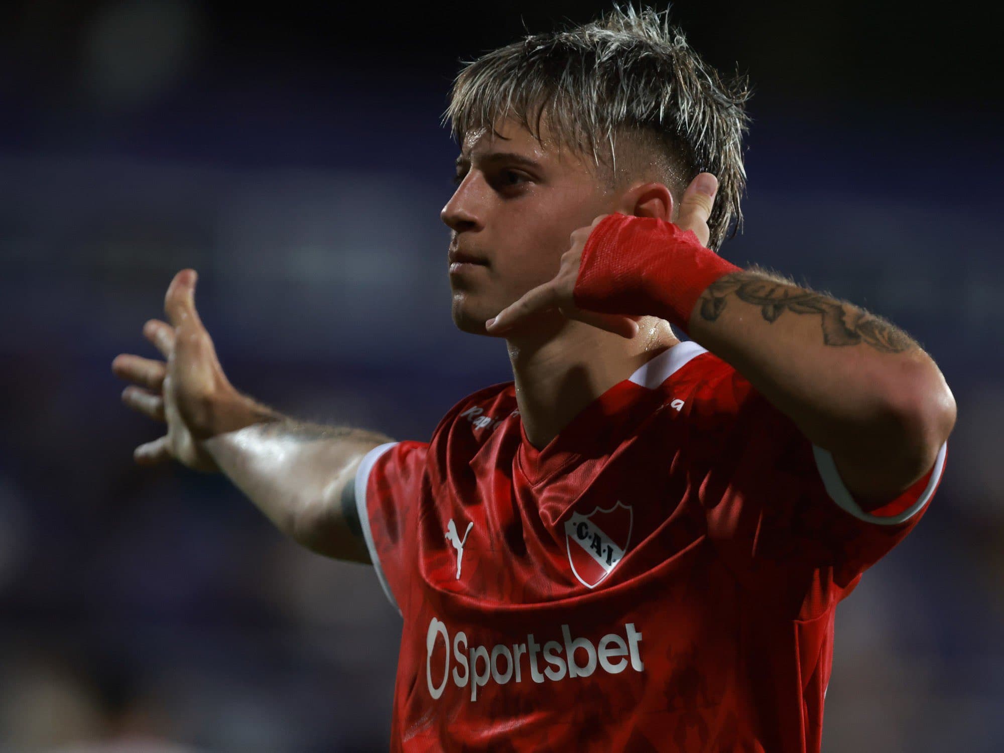 Vitória contrata atacante argentino Diego Tarzia para 2026