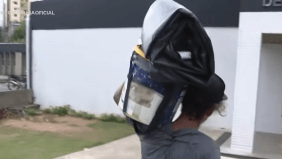 Homem é preso em Salvador após ser flagrado furtando lona de motel pela quinta vez