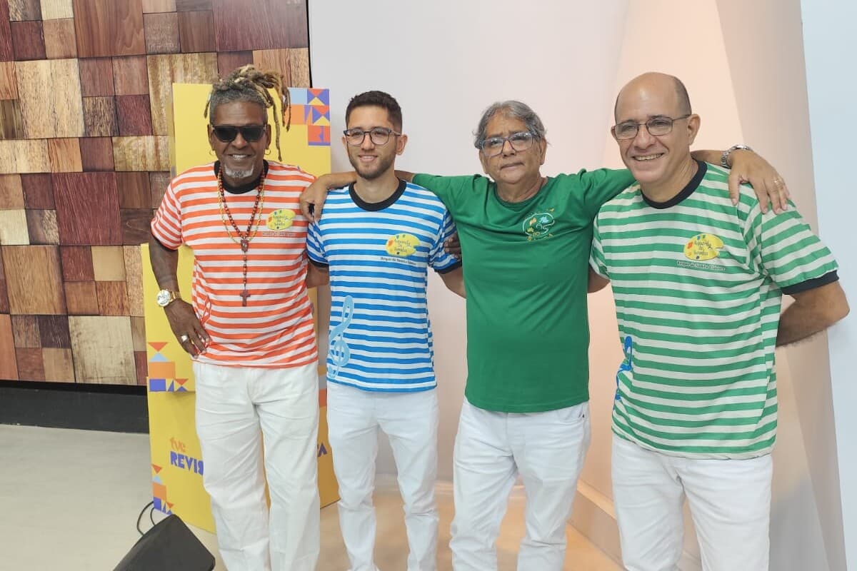 Baile à Fantasia no Mar: Samba e Nostalgia Agitam Pré-Carnaval de Salvador