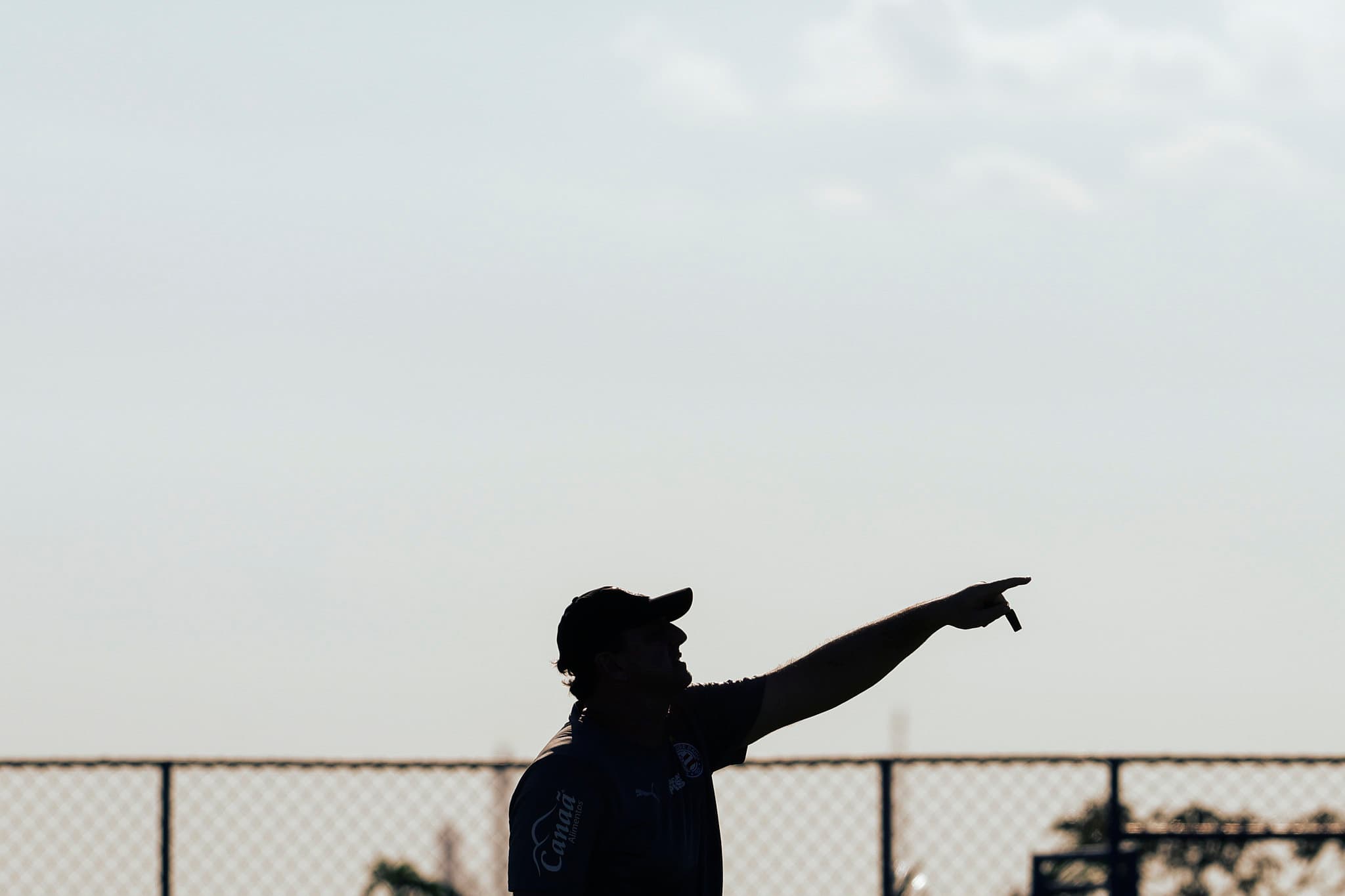 Roger Gabriel volta a ser opção no Bahia após cinco meses fora