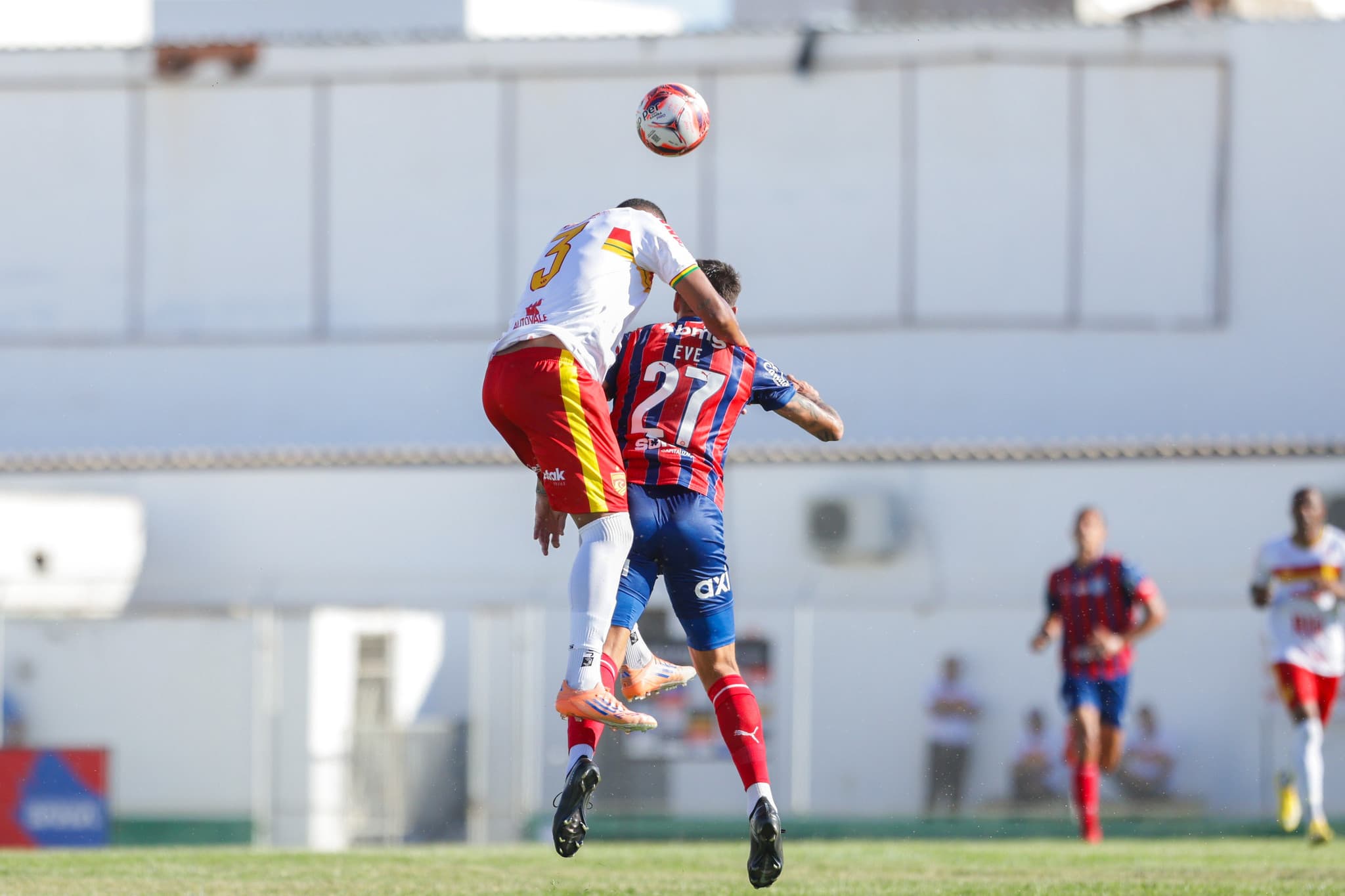 Presidente da Juazeirense ameaça prender árbitro após polêmica no Baianão