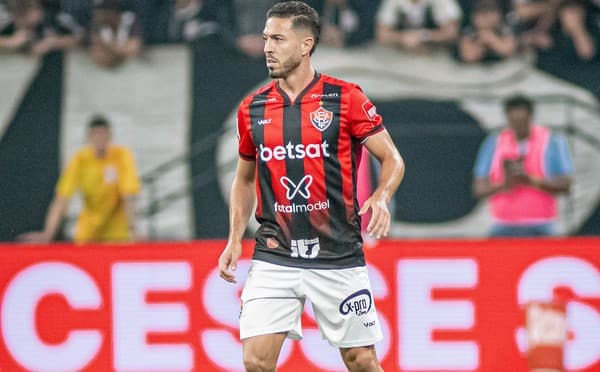 Ex-camisa 10 do Vitória, Jean Mota é anunciado por time da Indonésia