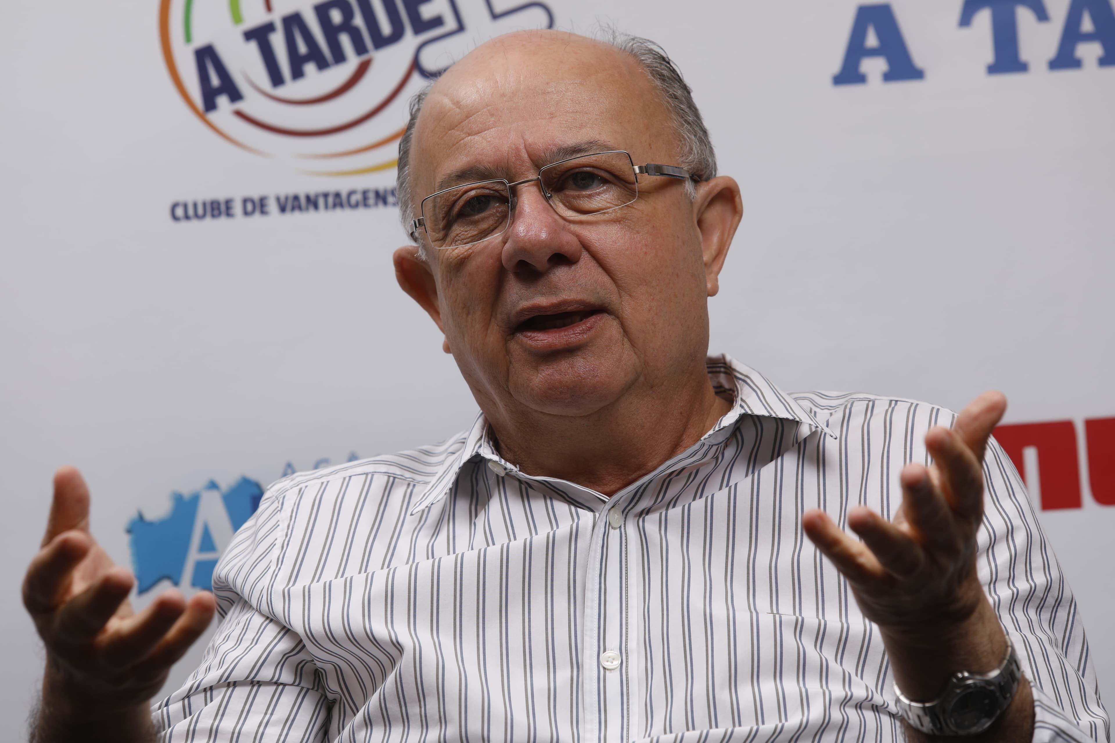 José Ronaldo freia anúncio de apoio para 2026 e cita 'dúvidas'