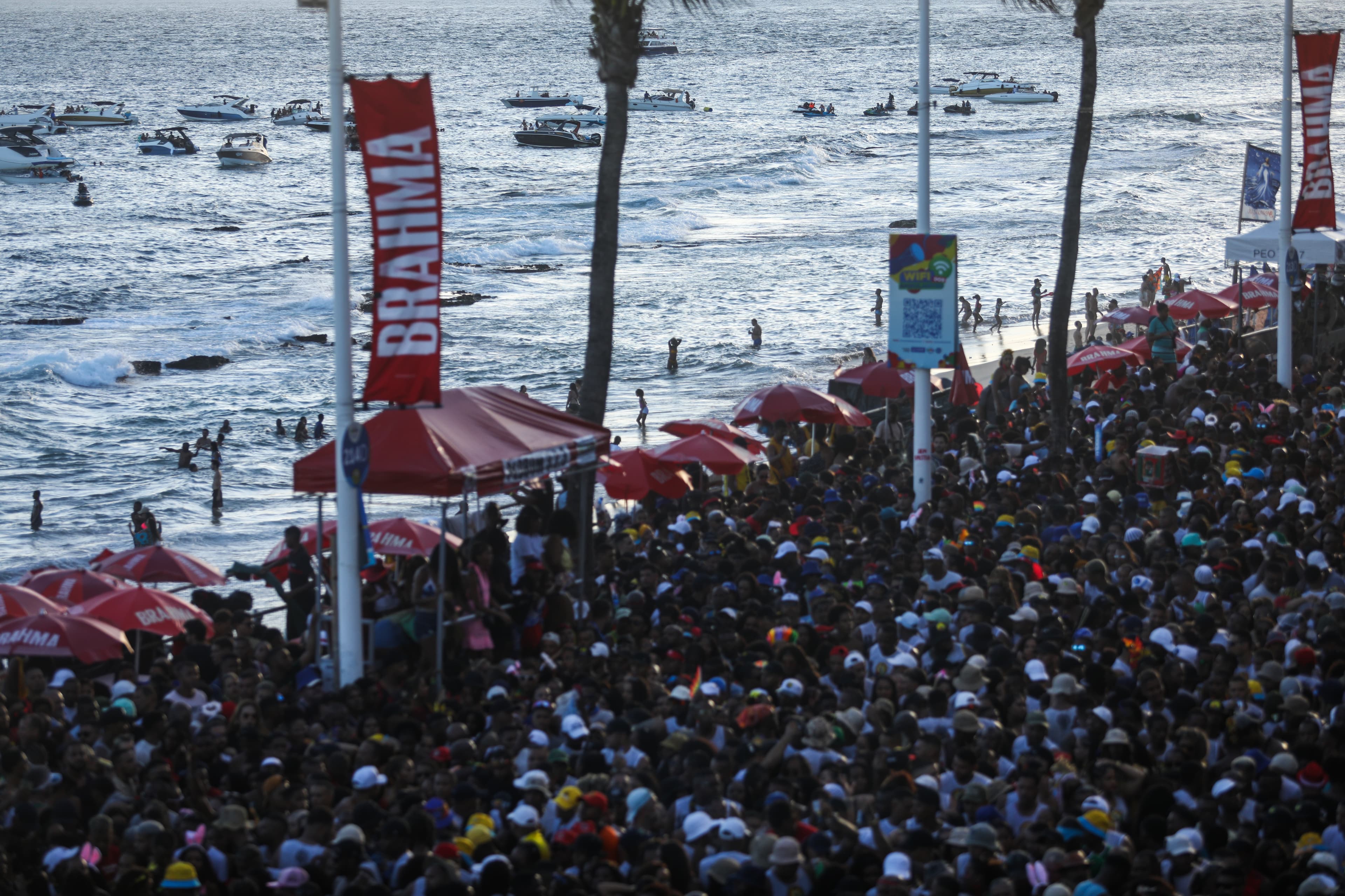 Bruno Reis celebra recorde de público no Carnaval de Salvador